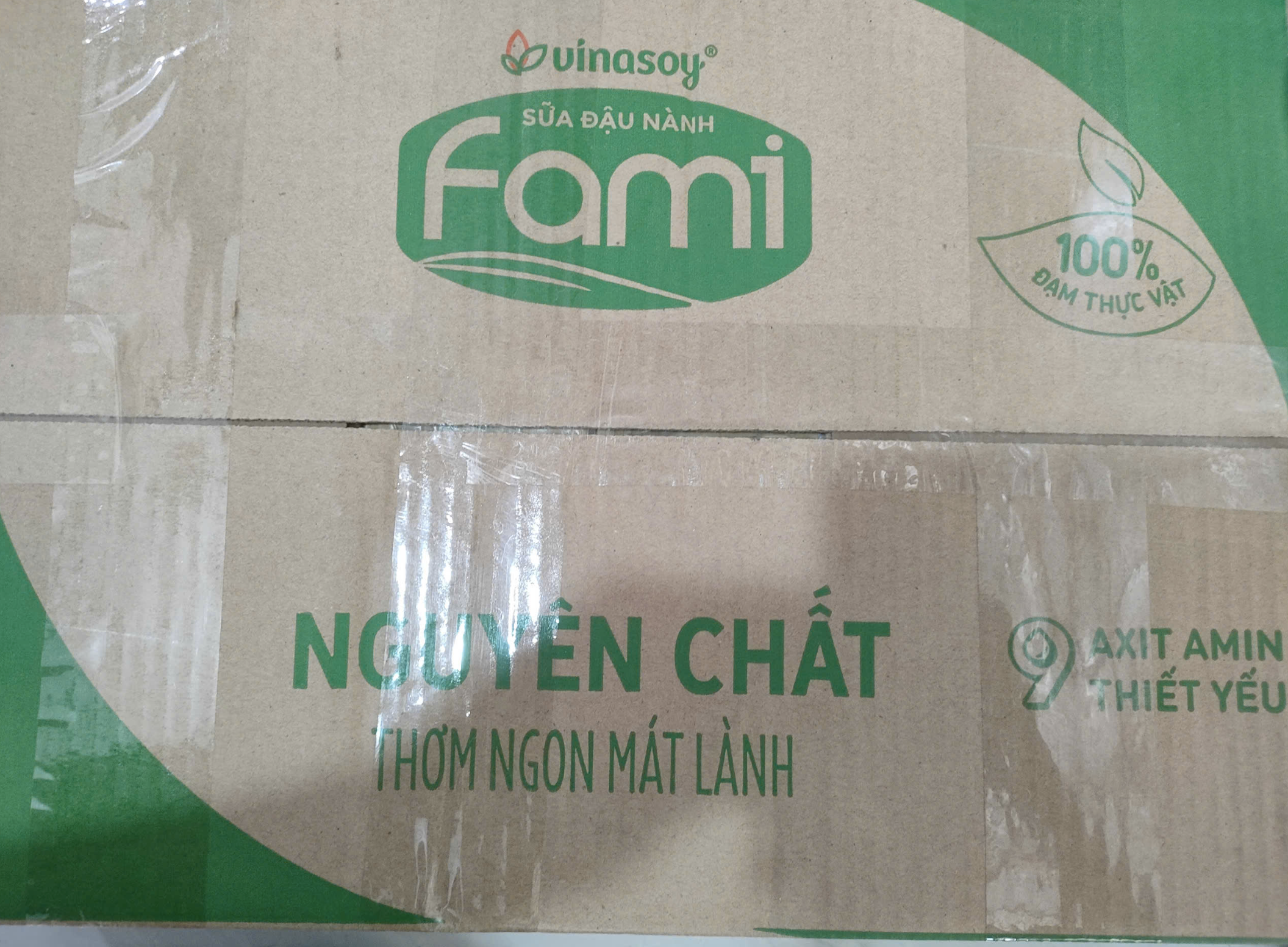 Thùng Sữa Fami